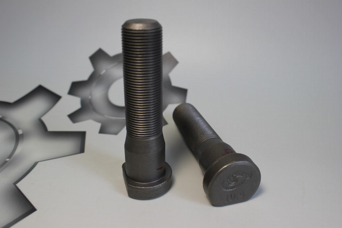 Болт ступицы М22*1.5*95 задней тефлон КАМАЗ-ЕВРО 53205-3104071-01