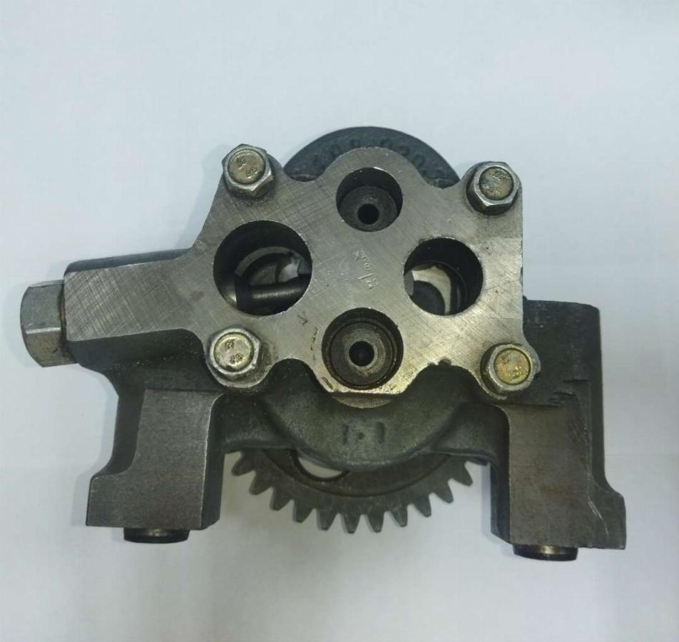 Насос масляный КАМАЗ,ЛиАЗ 7408-1011010-20