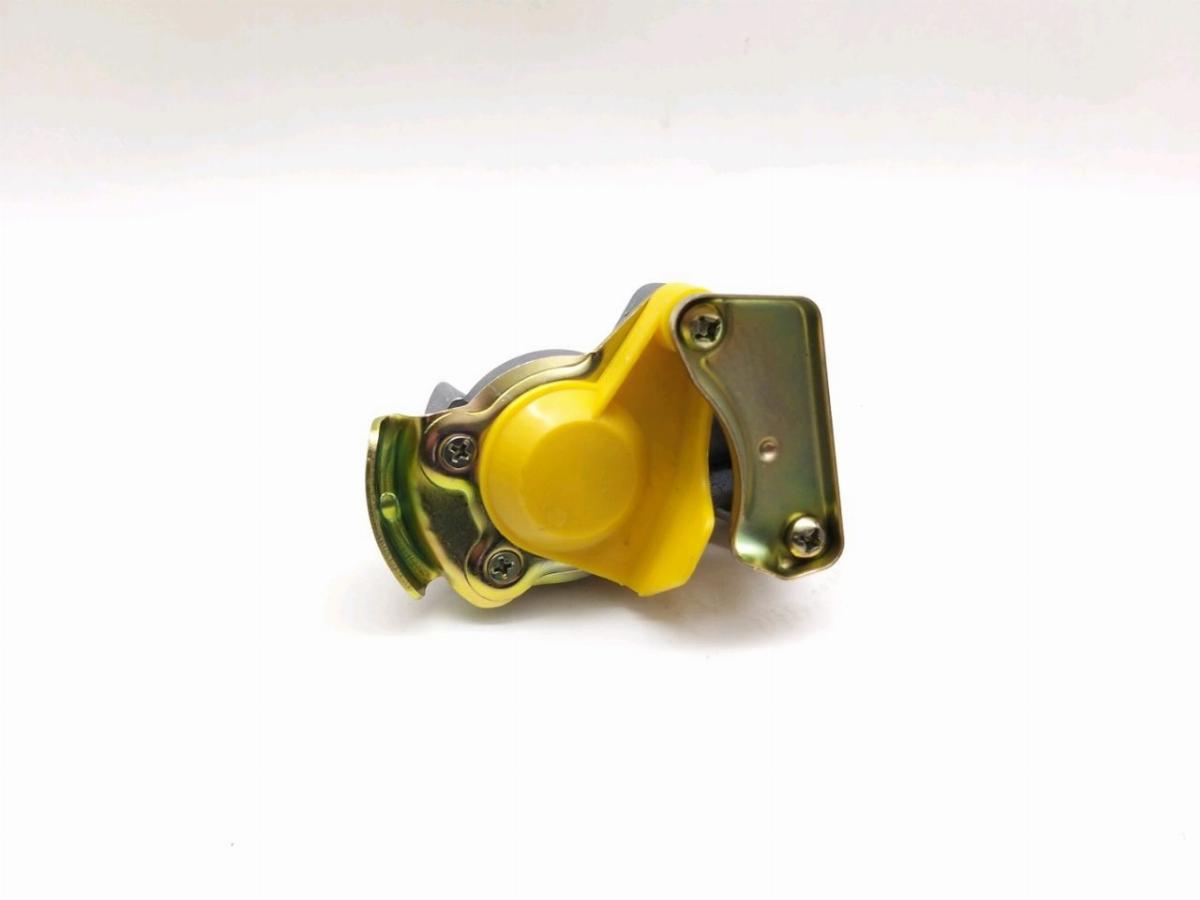 Головка соединительная M16*1.5 без клапана желтая 095.009-01