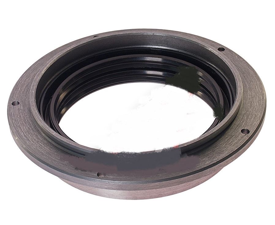 Стакан ступицы задней с сальниками КАМАЗ 6520-3104060