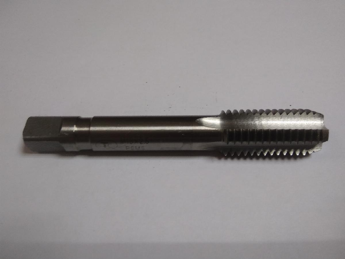 Метчик M18*2.5 P6M5 машино-ручной глухой M18*2.5P6M5