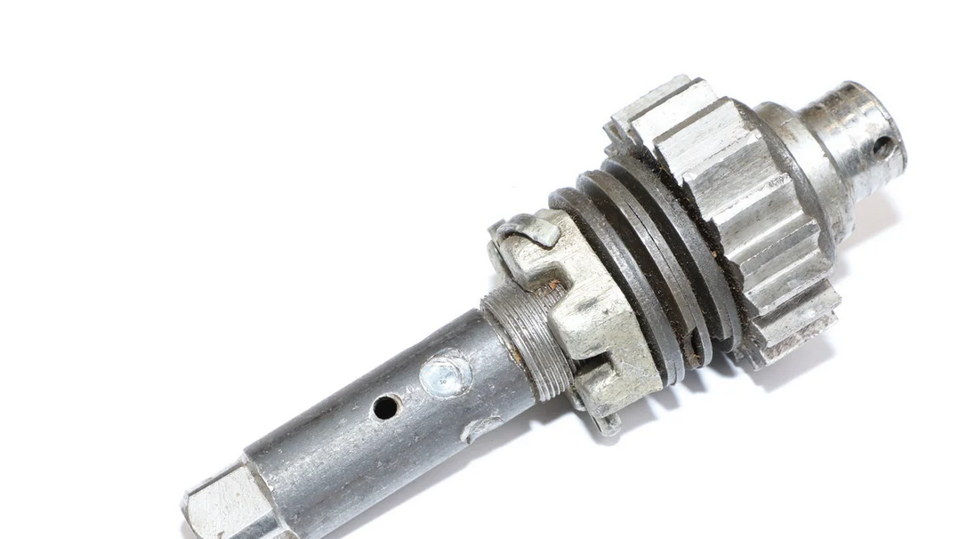 Вал подъема колеса запасного L=212мм для бездискового колеса МАЗ 5432-3105060