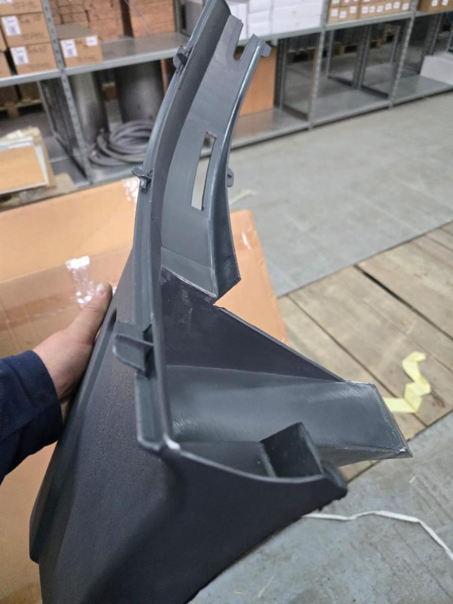 Накладка крыла переднего правого Scania 4-/P-/G-/R-/T-Series TD0752040RУ